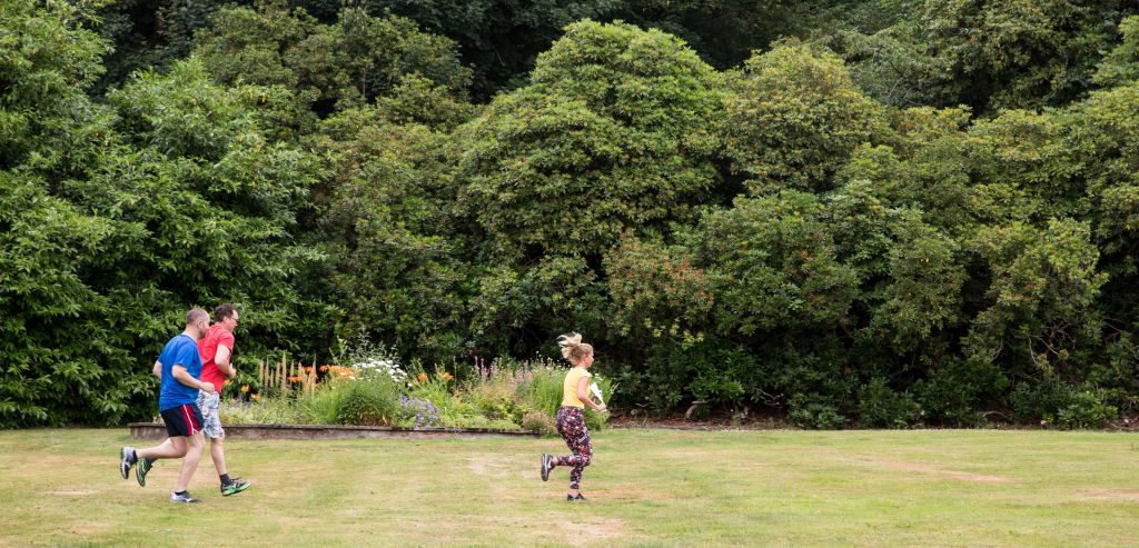 Team run to find clues at Buckland Hall